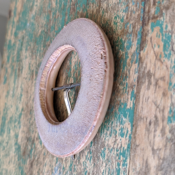 Lot of 3 Round Vintage Buckles - Cream Celluloid & Metal with Fabric - Picture 9 of 14